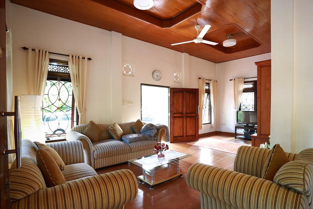 Villa Maryadi โลวินา ภายนอก รูปภาพ