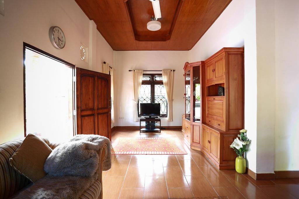 Villa Maryadi โลวินา ภายนอก รูปภาพ